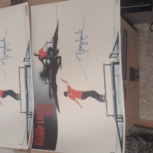 Tony Hawk skater bones brigade ramp logic mini signed posters - Picture 3 of 7